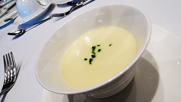白インゲン豆のスープ 